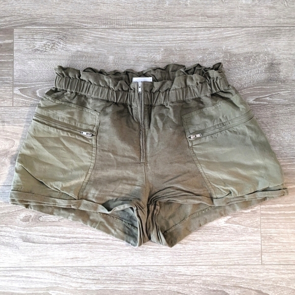ARITZIA Wilfred Green Linen Blend Paperbag Waist Shorts Size Medium - Picture 1 of 6
